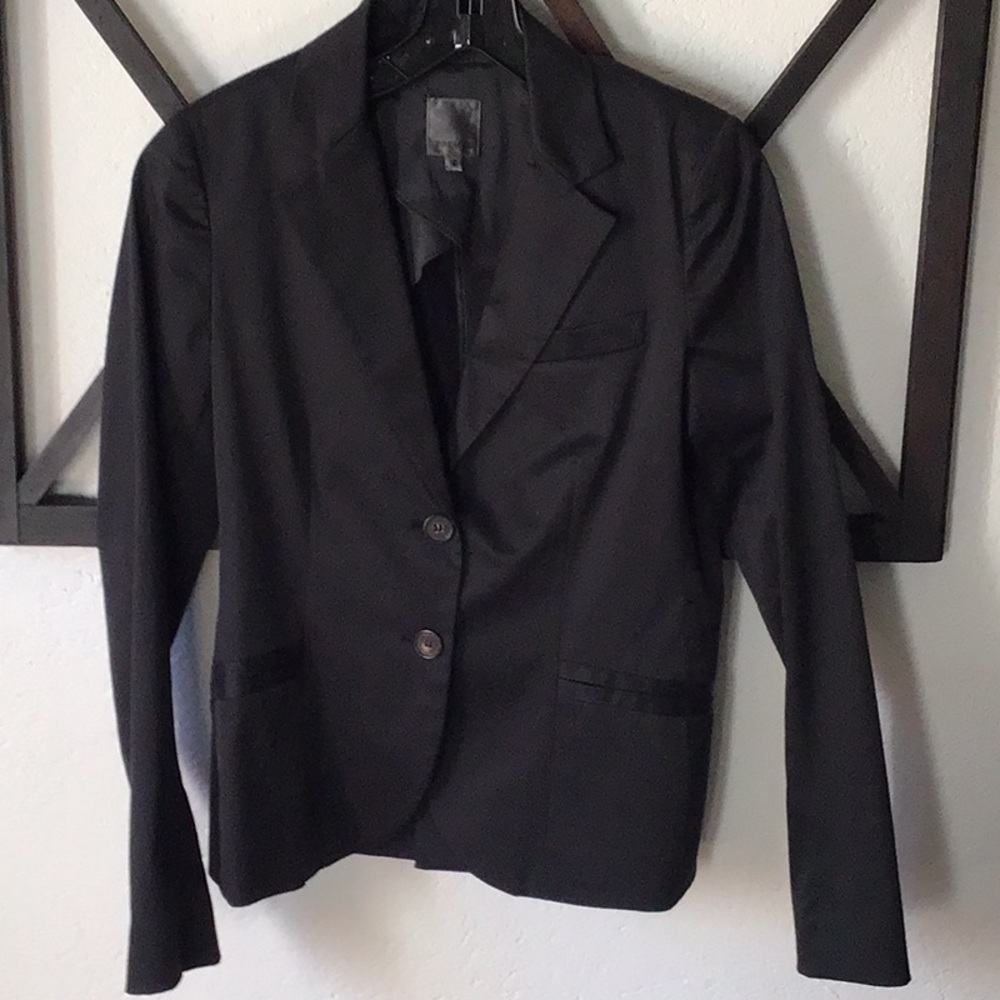 Premise women’s classic blazer